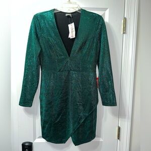 ASOS Metallic Green Long Sleeve Mini Dress. Beautiful V Neck Size 8